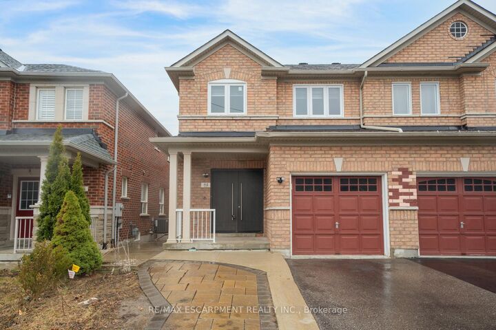 84 Andriana Crescent — photo 1
