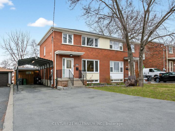Property Photo:  1426 Wilson Avenue  ON M3M 1J7 