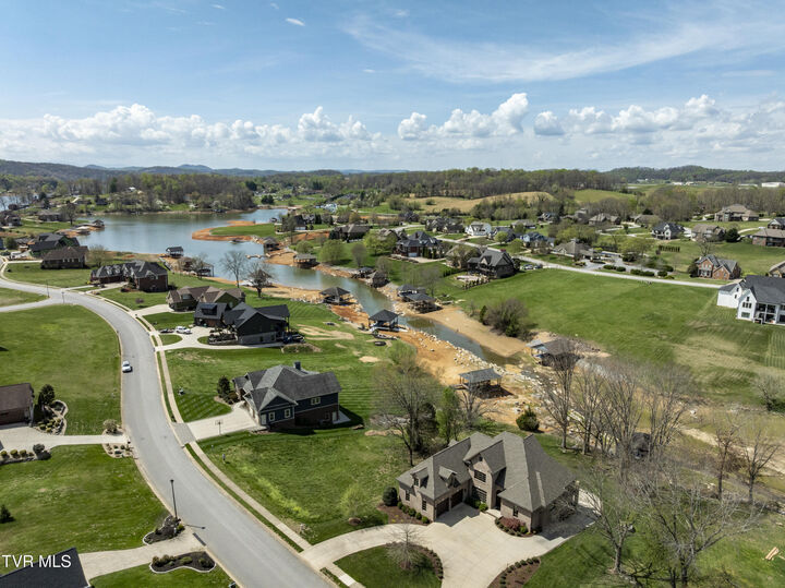 Property Photo:  156 North Forest Lane  TN 37617 