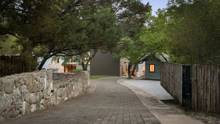 Property Photo:  4707 Peace Pipe Path  TX 78746 