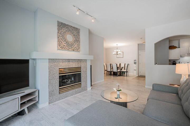 Property Photo: 10320 156 Street 114 BC V3W 0W8