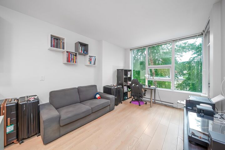 Property Photo: 530 Whiting Way 304 BC V3J 0J4