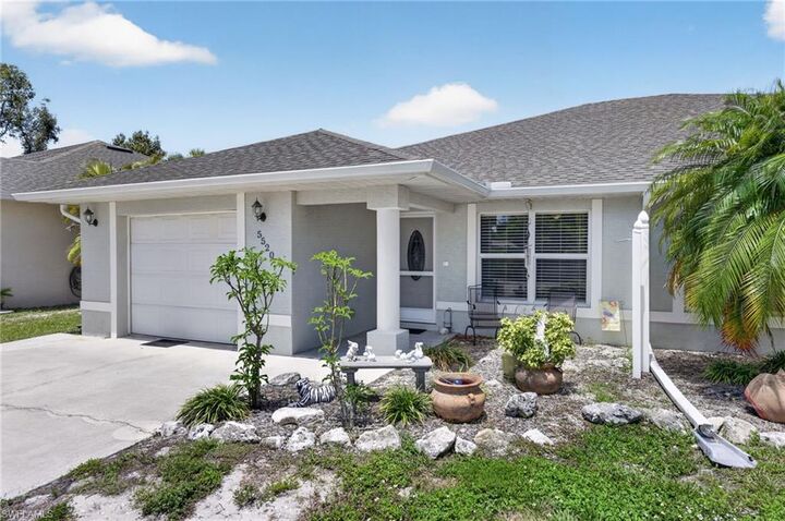 Property Photo: 5520 Phillips St FL 33922