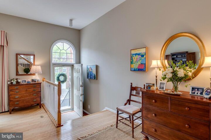 Property Photo:  4613 Lambert Place  VA 22311 