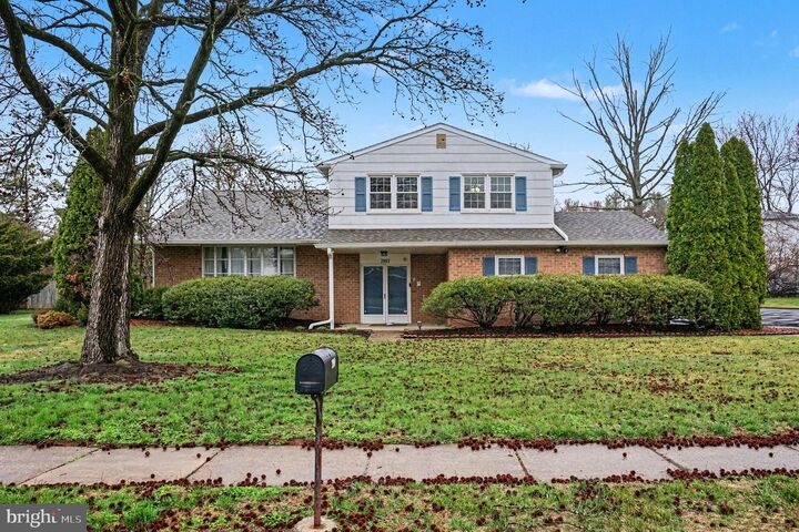 Property Photo:  2903 Henley Road  PA 19462 