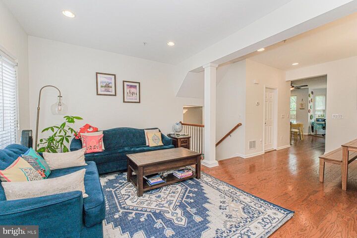 Property Photo:  42 Creekside Court  NJ 07094 