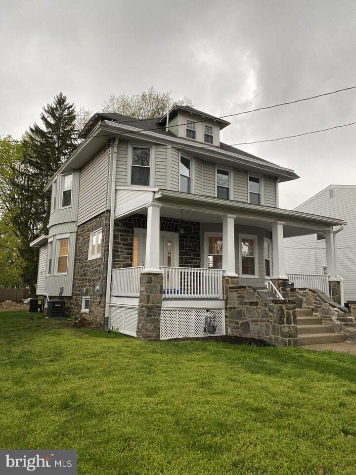 Property Photo:  1308 Amosland Road  PA 19076 