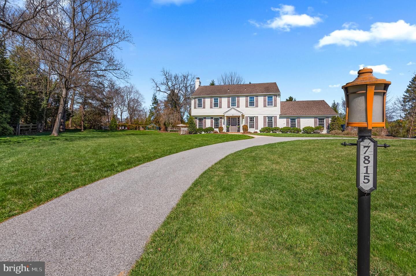Property Photo: 7815 Ellenham Avenue MD 21204
