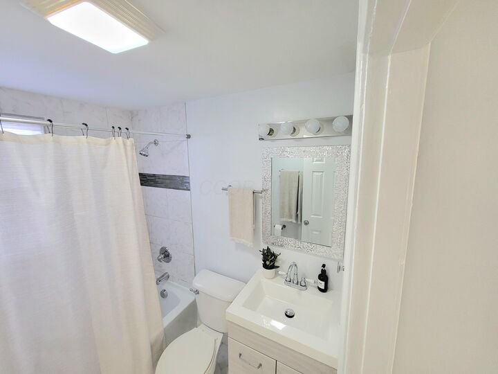 Property Photo:  570 N Ohio Avenue  OH 43203 