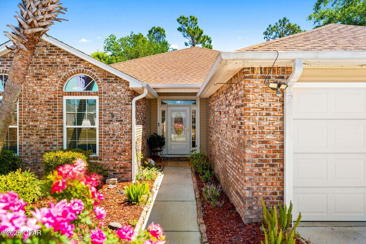 Property Photo: 607 Timbers Crossing FL 32444