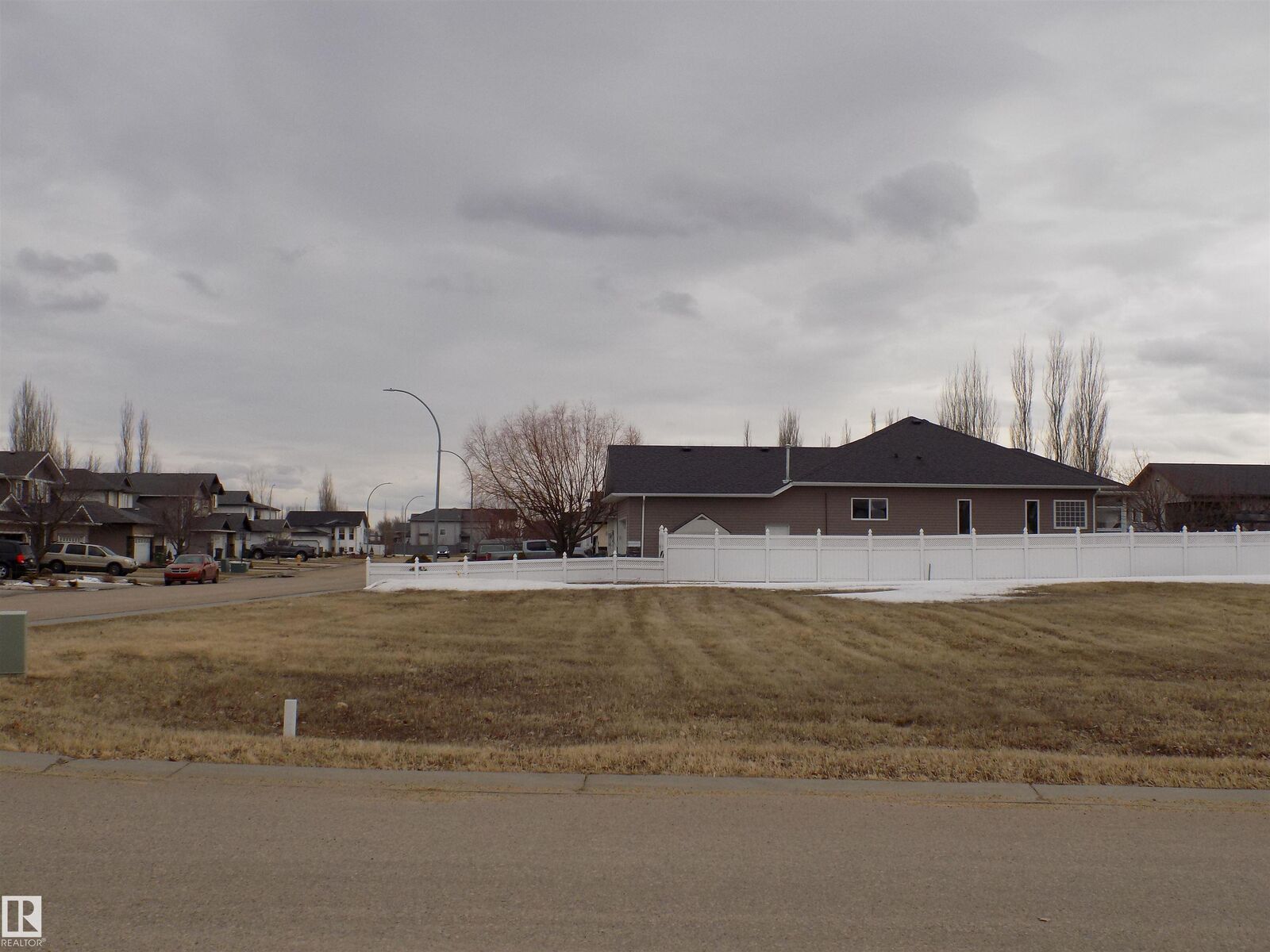 Property Photo:  4232 54 Avenue  AB T9A 0M8 