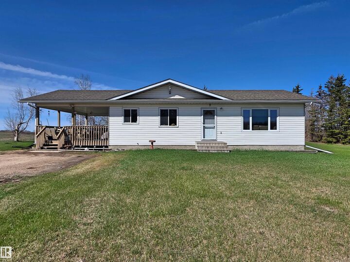 Property Photo: 58310 Range Road 101 AB T0A 3A0
