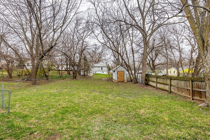 Property Photo:  1204 Johnson Street  IA 50315 