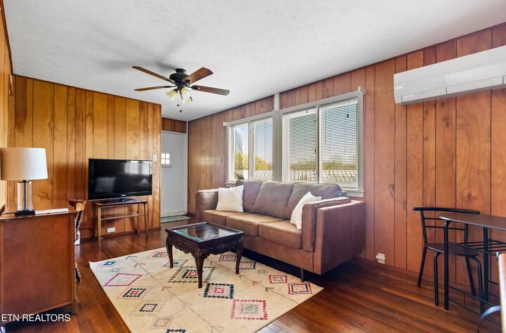 Property Photo:  111 Vienna Rd  TN 37830 