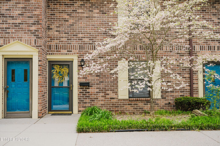 Property Photo: 1325 Francis Station Drive TN 37909