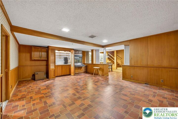 Property Photo:  2011 Sycamore Street  PA 18017 