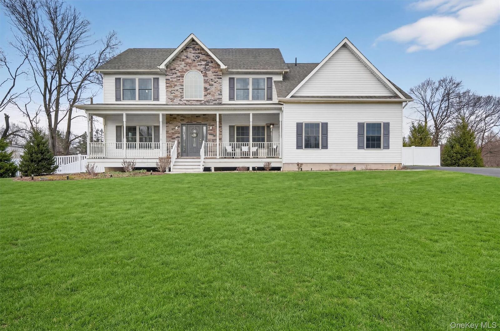 Property Photo:  18 Reynolds Rd  NY 10950 