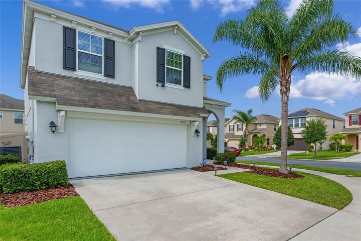 Property Photo:  3211 Turret Drive  FL 34743 