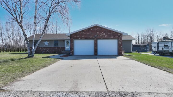 Property Photo:  1720 N Farley Road  MI 48732 