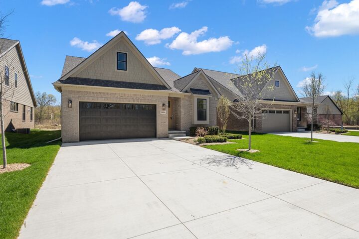 Property Photo:  5884 Willow Grove Drive  MI 48085 