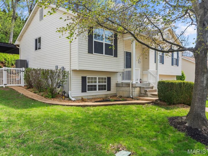 Property Photo:  164 Keystone Drive  MO 63026 