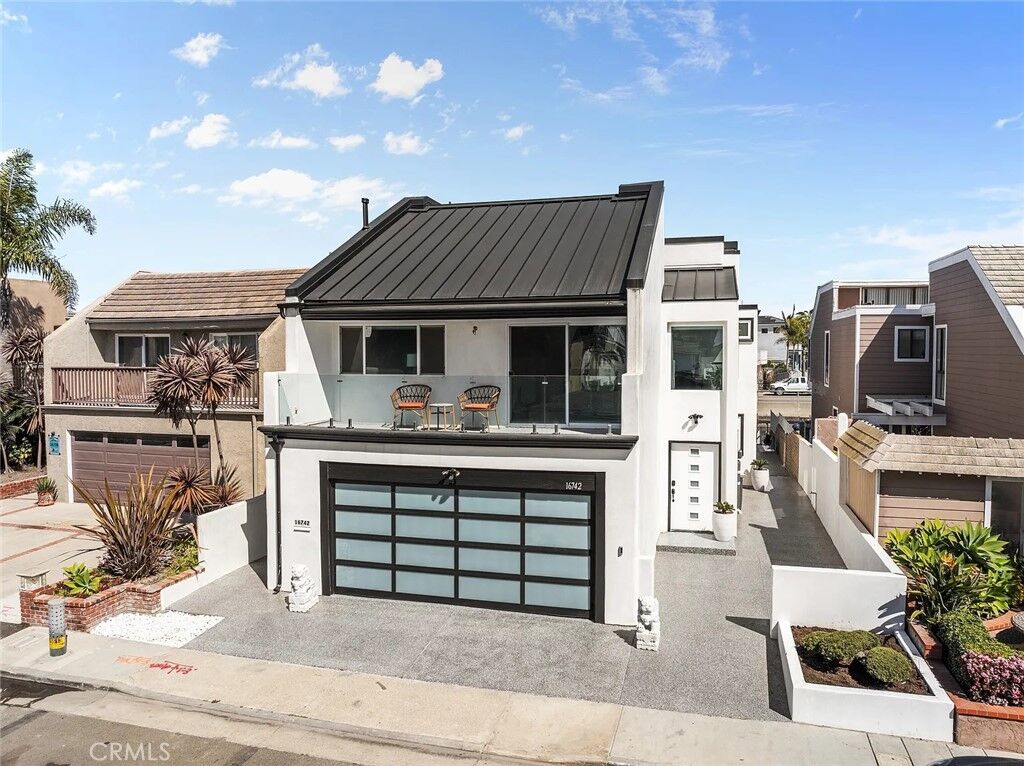 Property Photo:  16742 Intrepid Ln  CA 92649 