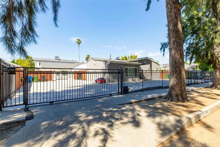 Property Photo: 7349 Etiwanda CA 91335