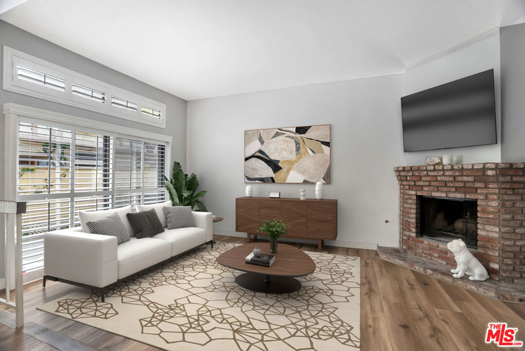 Property Photo:  7100 Balboa Boulevard 703  CA 91406 
