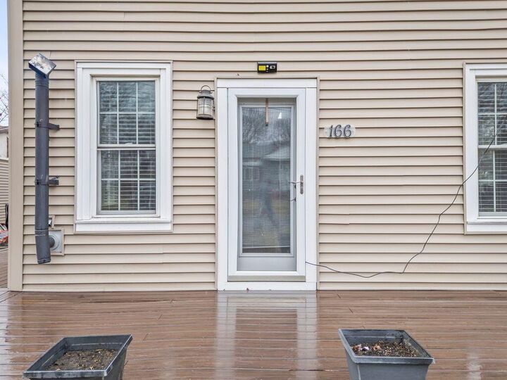 Property Photo:  166 Warren Avenue  ME 04240 