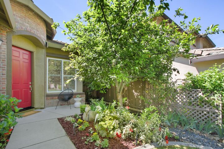 Property Photo:  1988 Larkhall Circle  CA 95630 