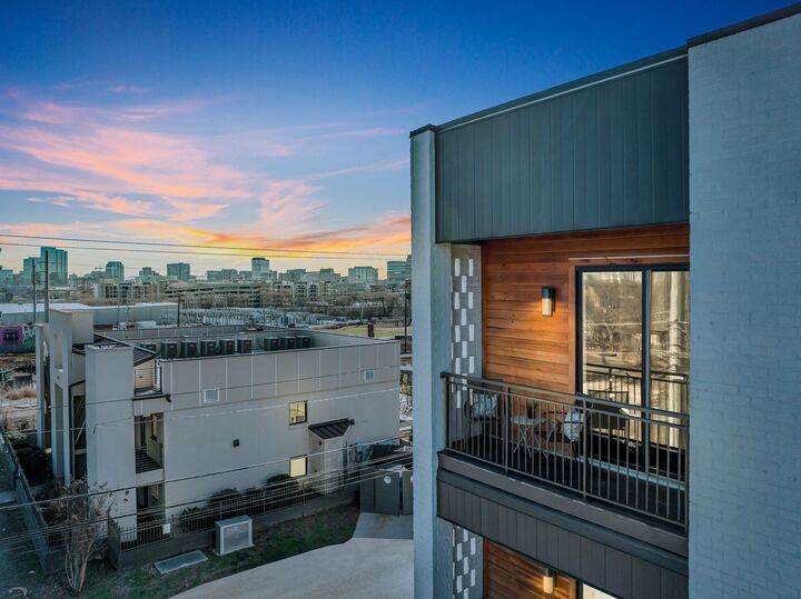 Property Photo:  2519 Clifton Ave 303  TN 37209 