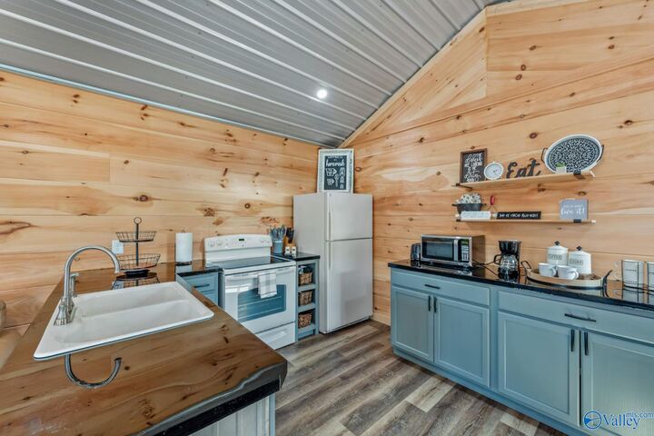 Property Photo:  1520 Murphy Hill Road  AL 35755 