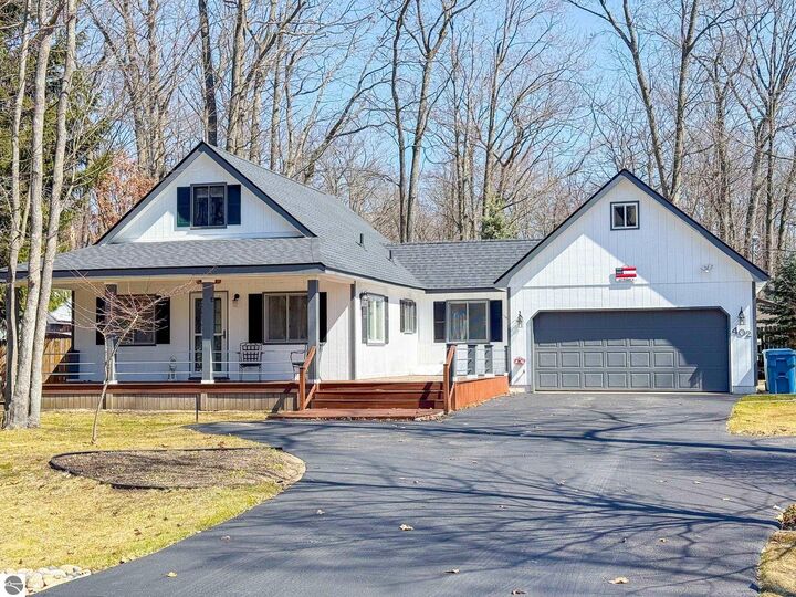 Property Photo:  402 Sheffield Drive  MI 48653 