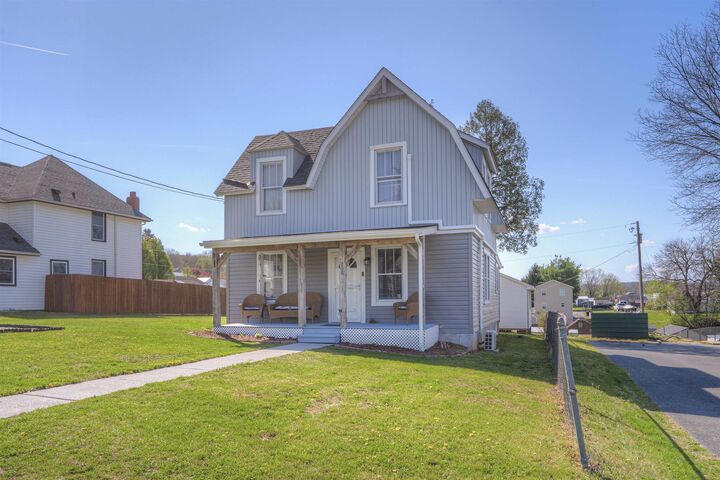 Property Photo:  208 Ingles Street  VA 24141 