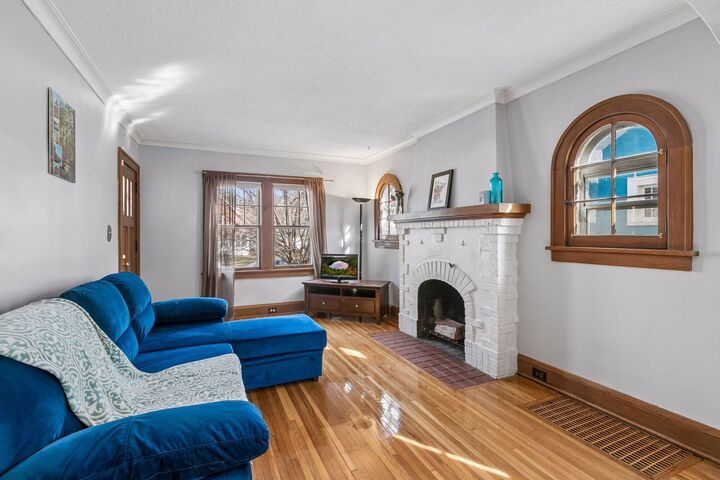 Property Photo:  4155 Humboldt Avenue N  MN 55412 