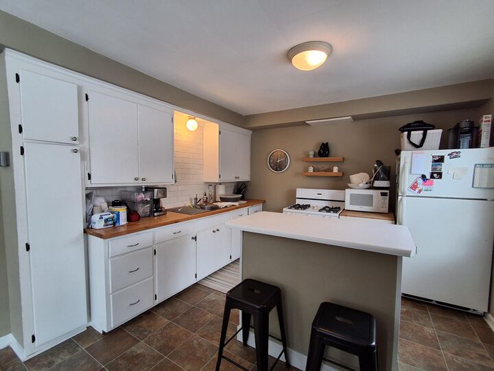 Property Photo:  2301 Cromwell Drive  MN 55410 