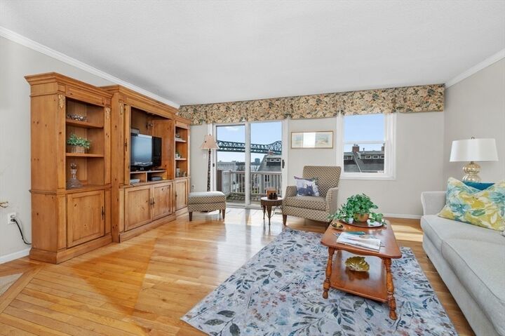 Property Photo:  18 Breakwater Drive 18  MA 02150 