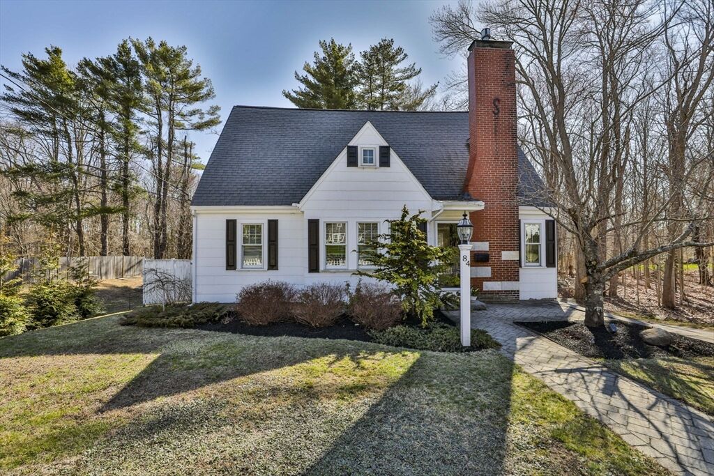 Property Photo: 84 Central St MA 01833