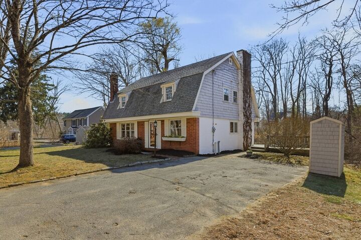 Property Photo:  2 North Street  MA 01860 