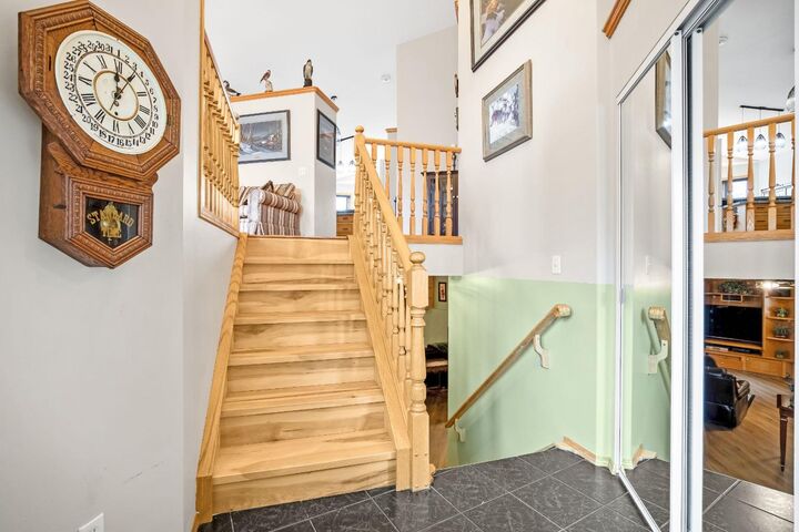 Property Photo: 10 Madison Court AB T1P 1M5