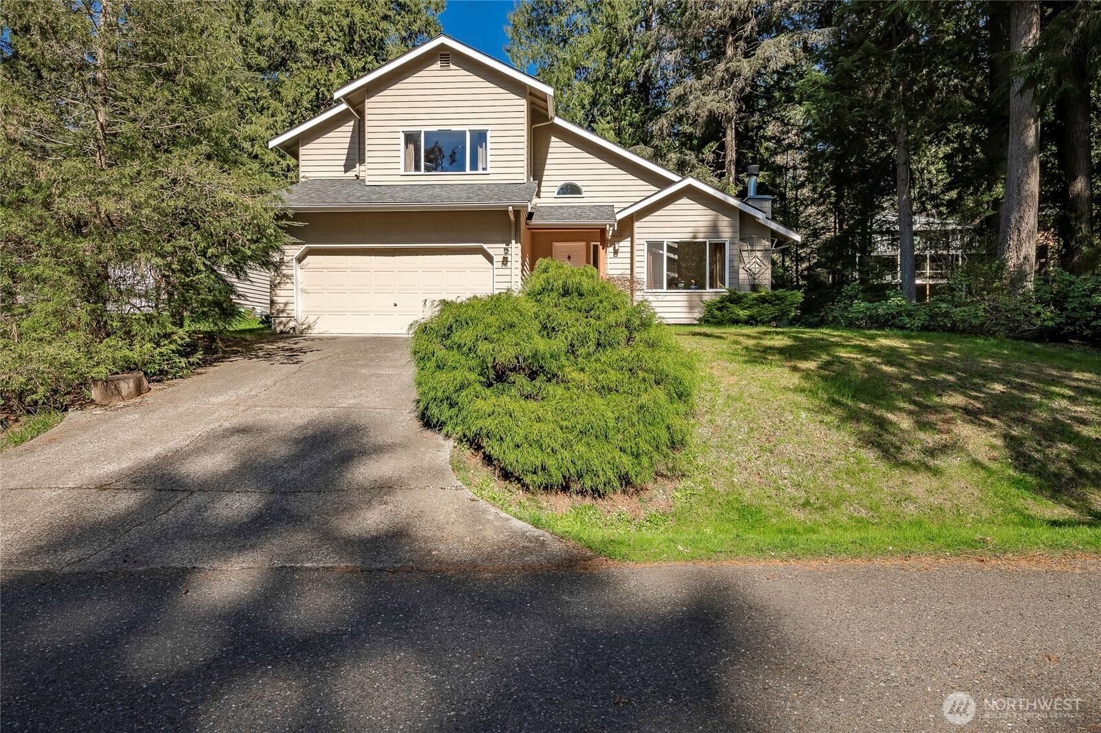 Property Photo: 15 Oakcrest Circle WA 98229