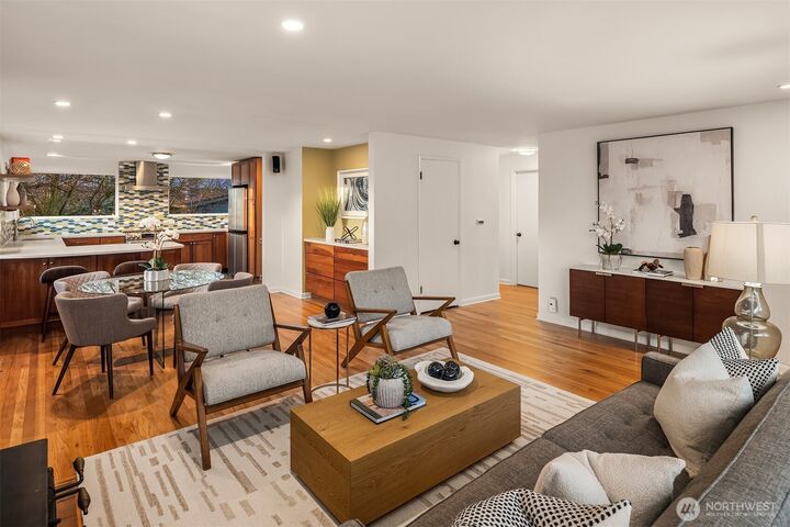 Property Photo:  4846 S Juneau Street  WA 98118 