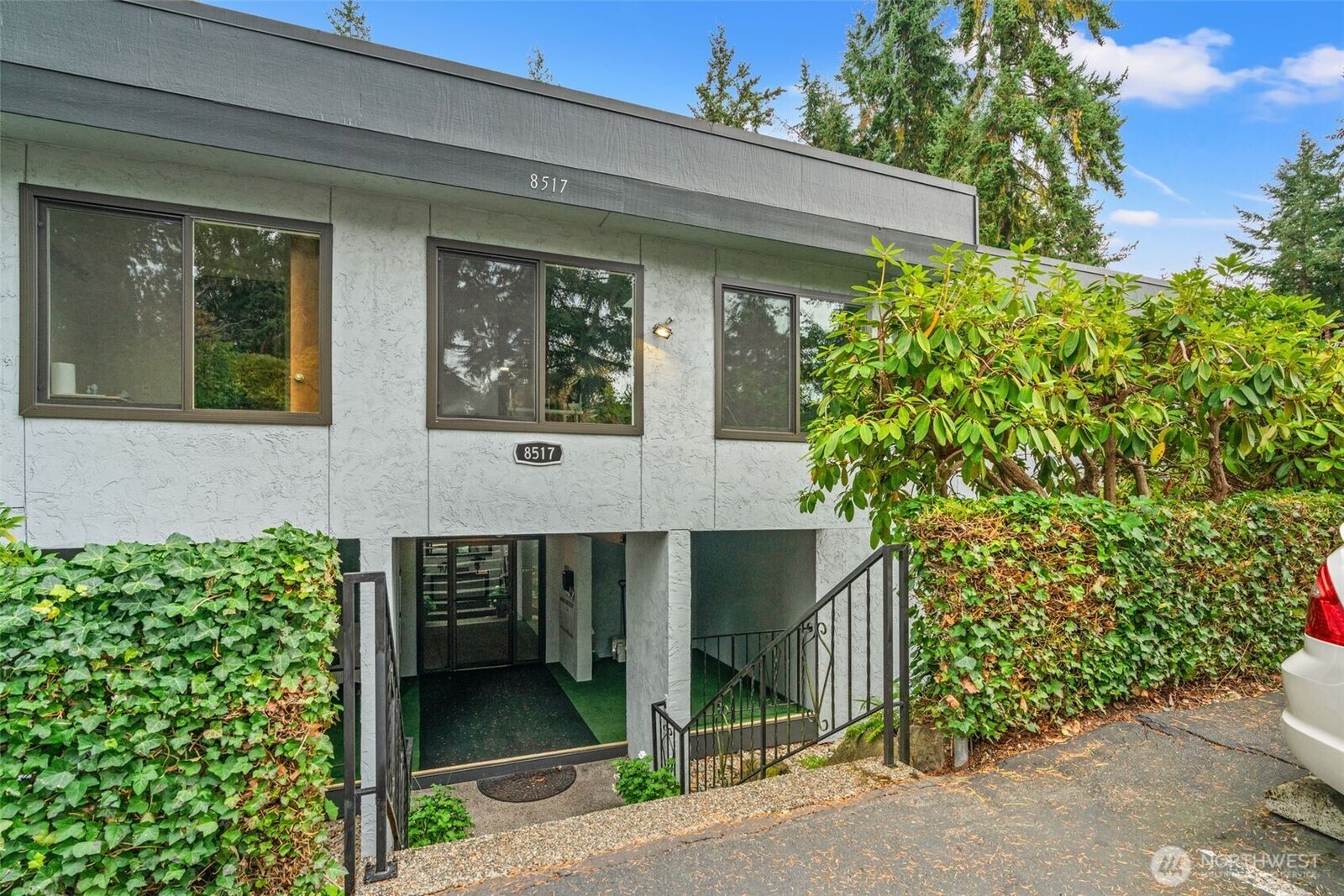 Property Photo: 8517 242nd Street SW 402B WA 98026