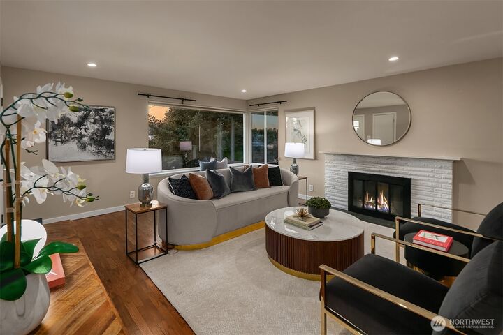 Property Photo: 5202 38th Avenue SW WA 98126