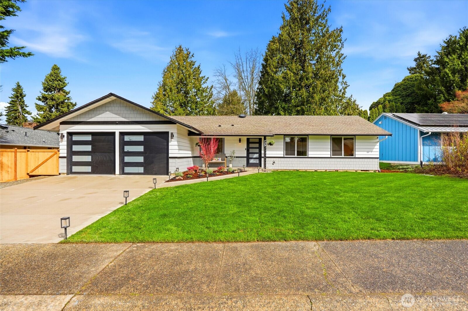 Property Photo:  8810 NE 138th Street  WA 98034 
