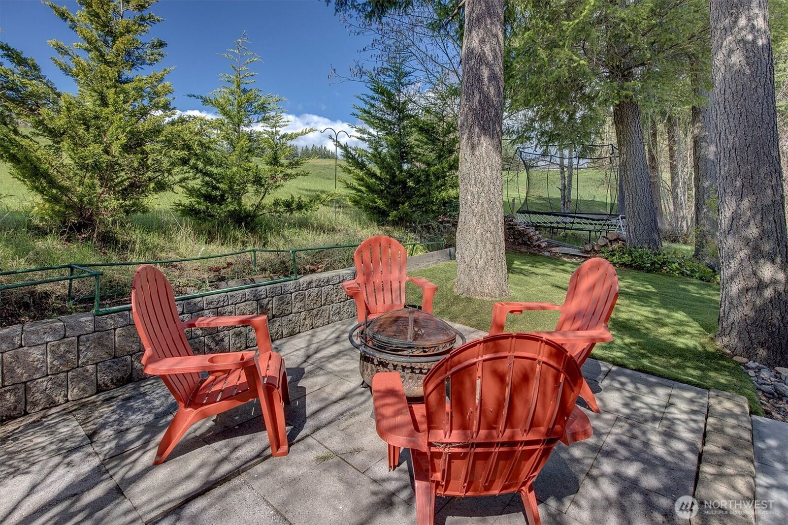 Property Photo:  7709  Greenridge Court SE  WA 98065 
