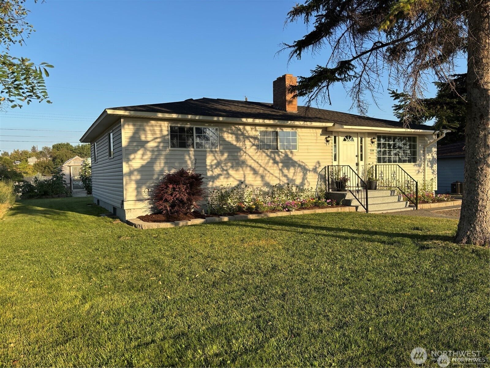 Property Photo:  1534 N Buell Drive  WA 98837 