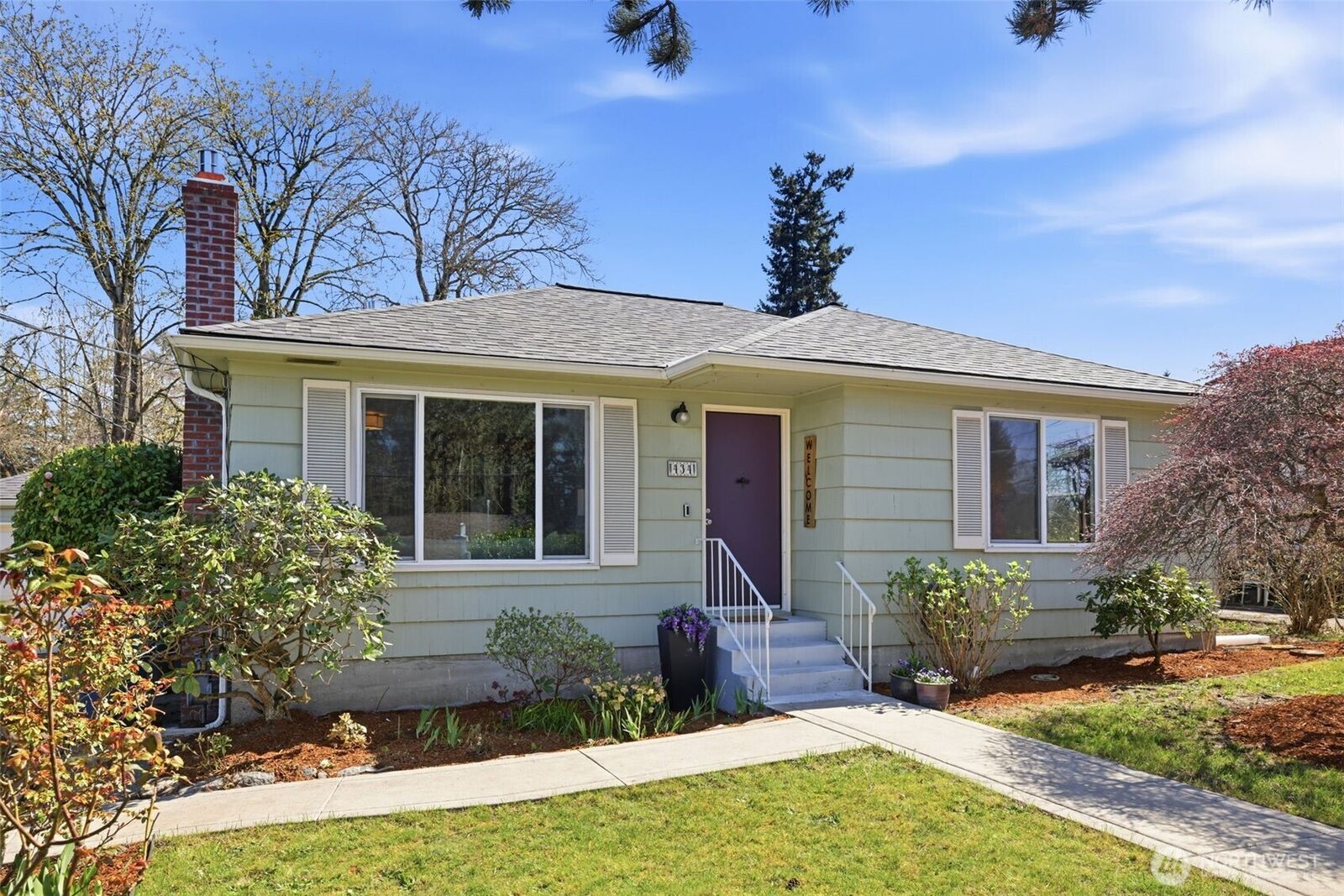 Property Photo: 434 Van De Vanter Avenue WA 98030