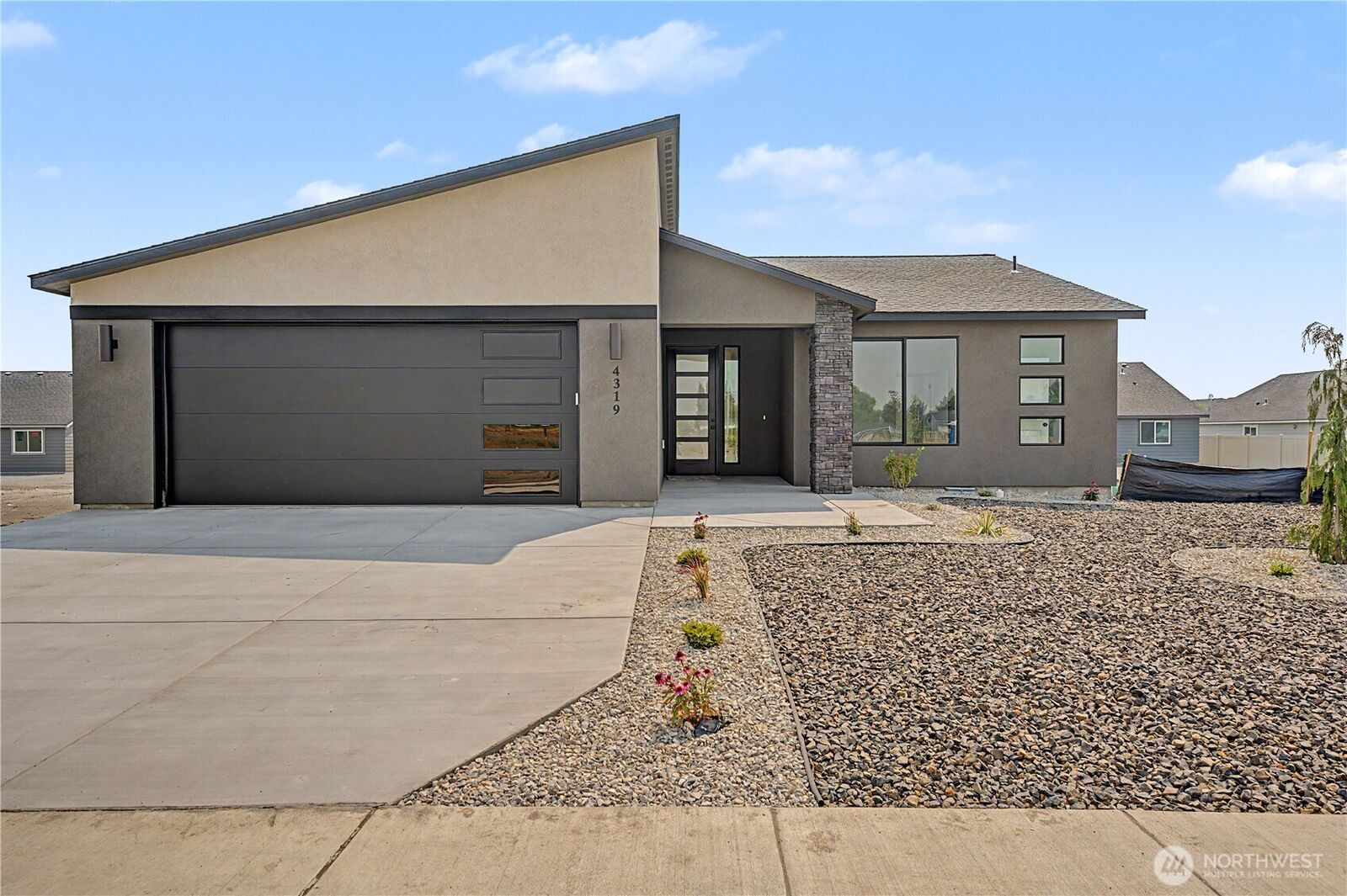 Property Photo: 4319 W Surf Scoter Street WA 98837