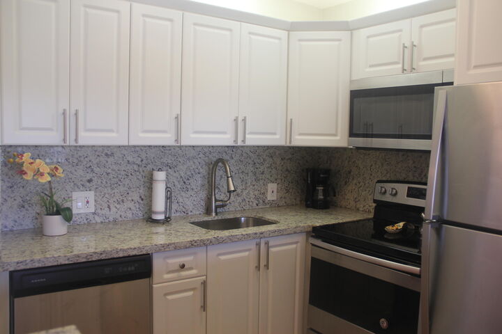 Property Photo:  454 Fanshaw K  FL 33434 